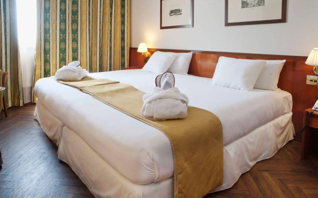 Hotel Catullo