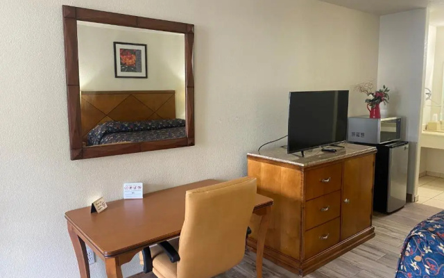Cedar Creek Inn
