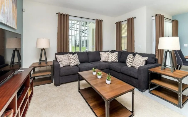 9045 Dogleg Drive