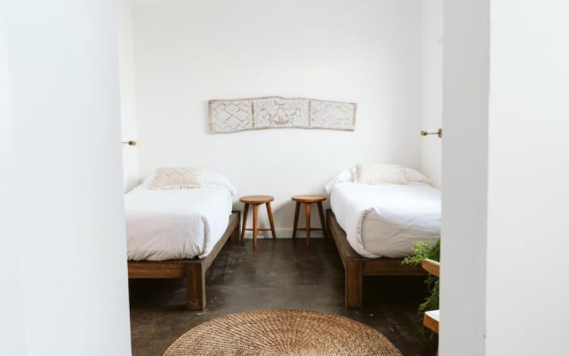 Arena Wave Hostel