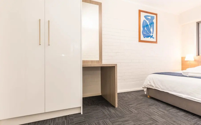 Batavia Apartment