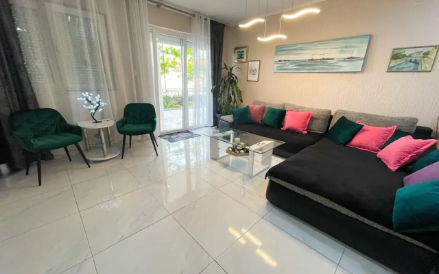 Holiday Home Dramalj With Pool Near Sea
