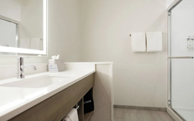 Holiday Inn Express Baltimore - BWI Airport NE by IHG