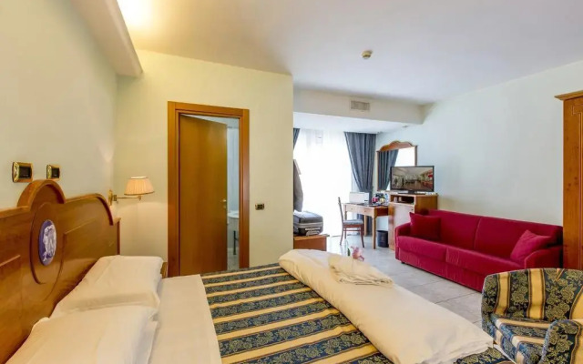 Hotel Ambassador
