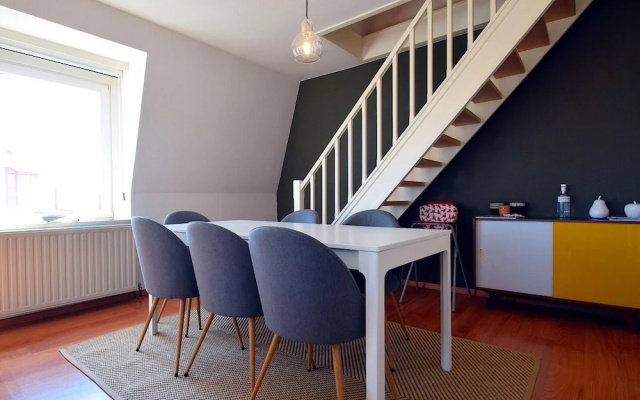 Renovated Flat Near Beach