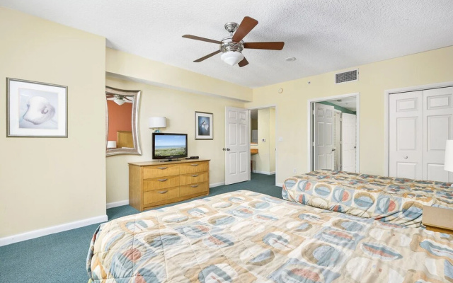 Ocean Walk 2328
