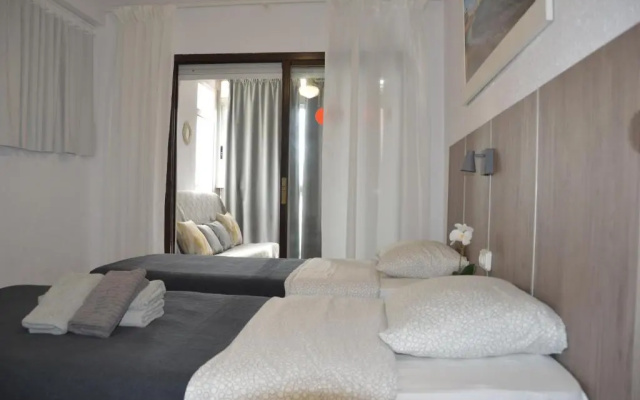 Apartamentos Provima