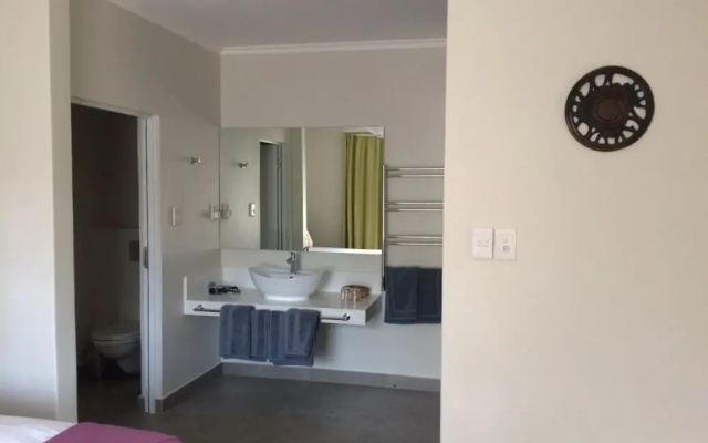 Fish Eagle Lodge