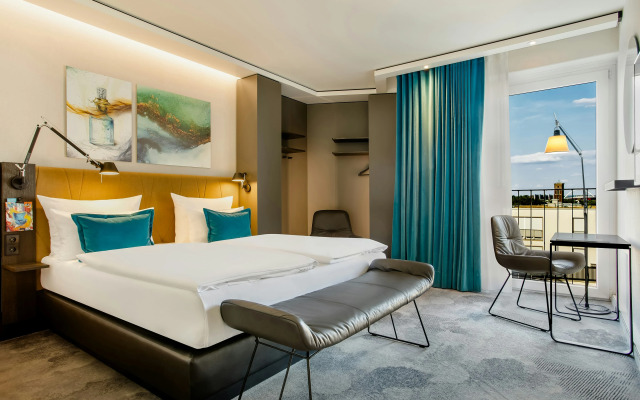 Motel One Köln-Altstadt