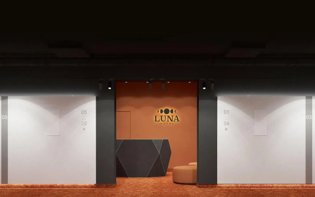 Luna Hotel