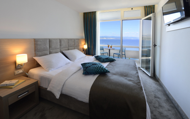 Grand Hotel Adriatic II