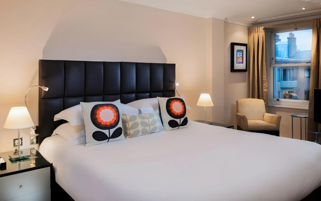 Cheval Phoenix House at Sloane Square