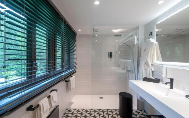 La Cheneaudiere - Hôtel Spa - Relais & Châteaux