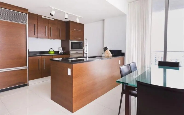 The Residences At Icon Brickell