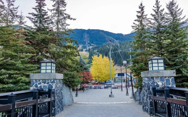 Whistler Vacation Club Lake Placid Lodge - 108