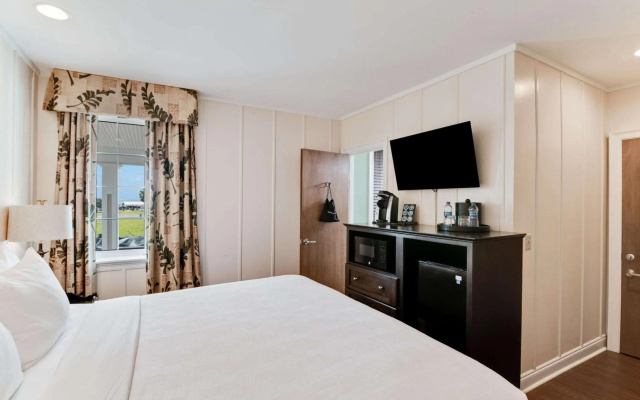 The Port Inn - Port St Joe, an Ascend Collection Hotel