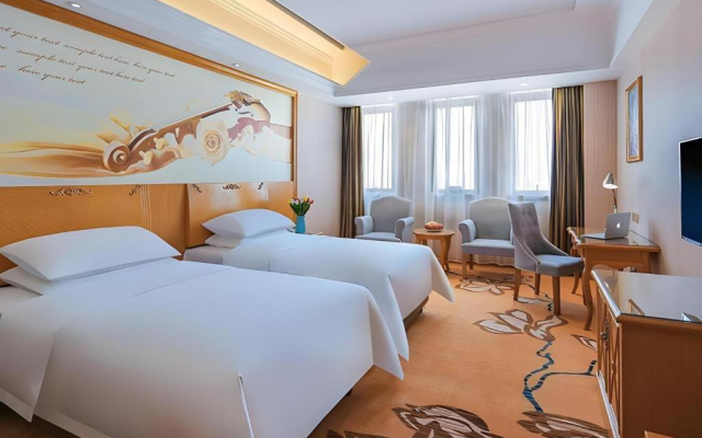 Vienna Hotel Taicang Zhenghe Road