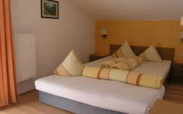 Haus Felsneck