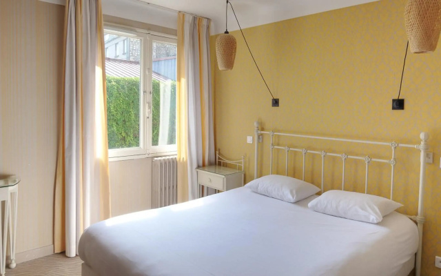 Grand Hotel Niort Centre