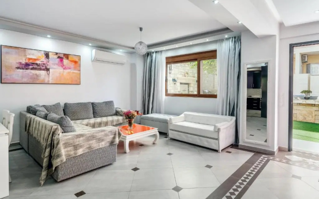 Vasili's Home - 5 Min from the City Ceter