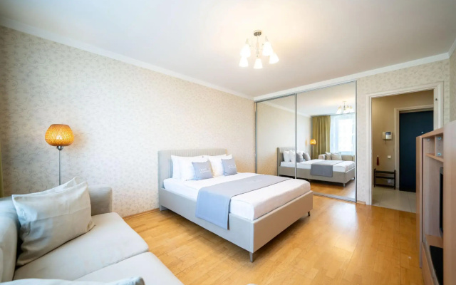 InnDays Apartments  на улице Кораблестроителей 30