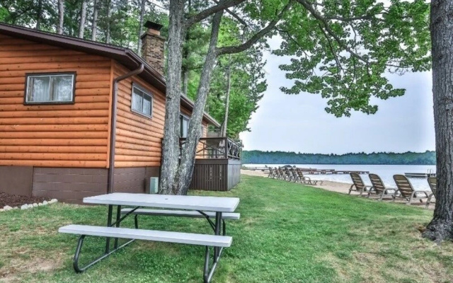 Birch - Serenity Bay 3 Bedroom Cabin