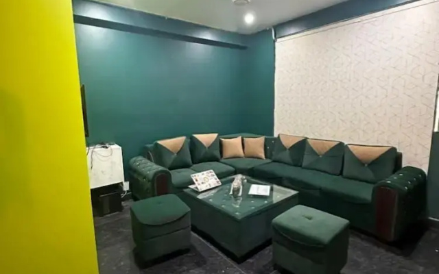 V Rooms