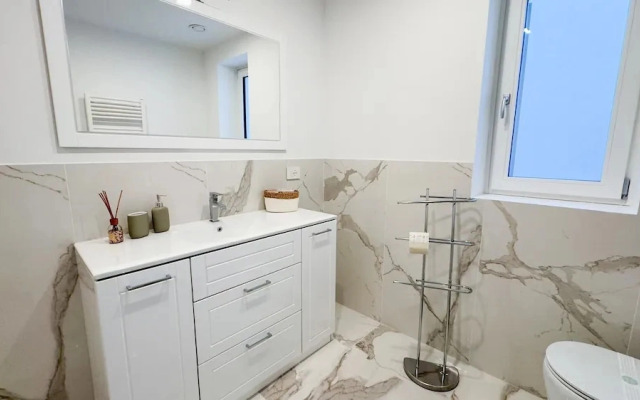 Fairmont Seafront Acquamarine Suite by Ca-sa Check