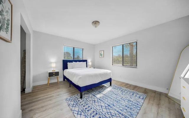 Lakeworth 2 Bedroom Home Free Parking