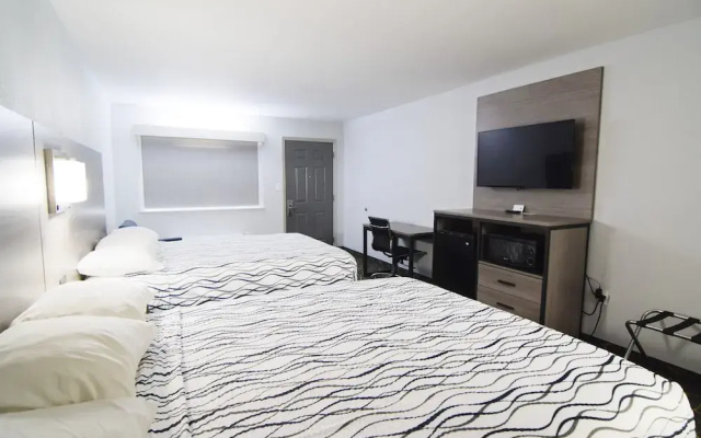 Americas Best Value Inn Roland Hotel