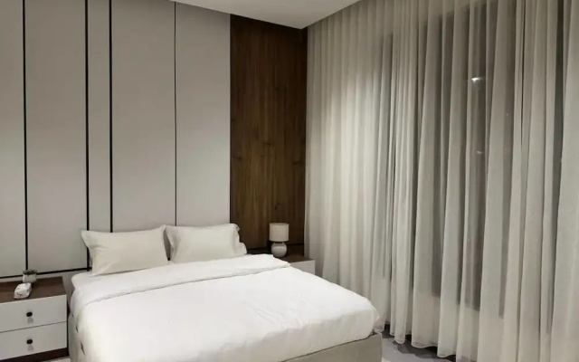 Elegant and Unique Studio in Almedinah