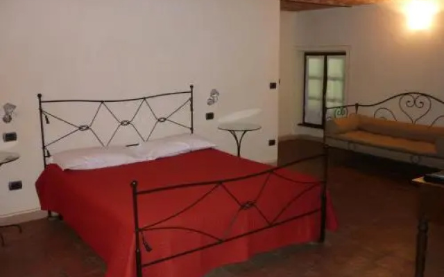 Cascina La Carlotta
