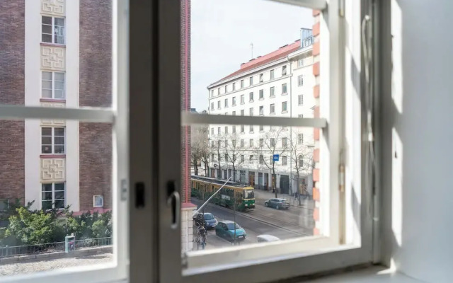 Spacious apt in Vibrant Kallio
