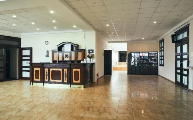 Patriarshyi Hotel