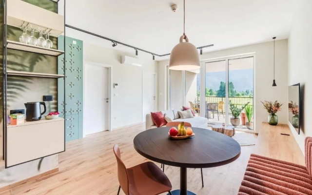 Apartment Hajdi with Sauna & Garage