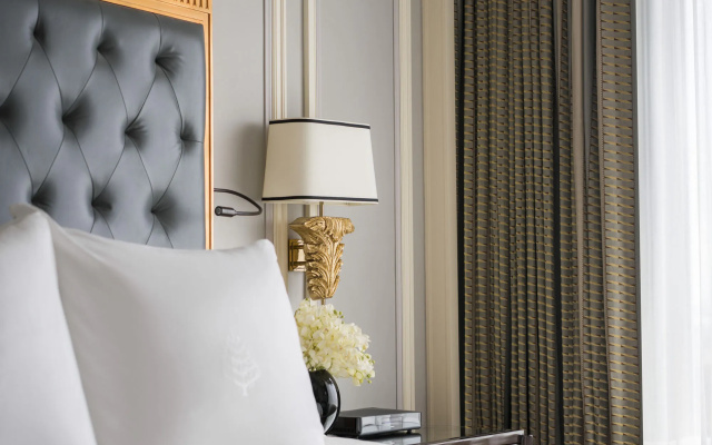 Four Seasons Hotel Jakarta