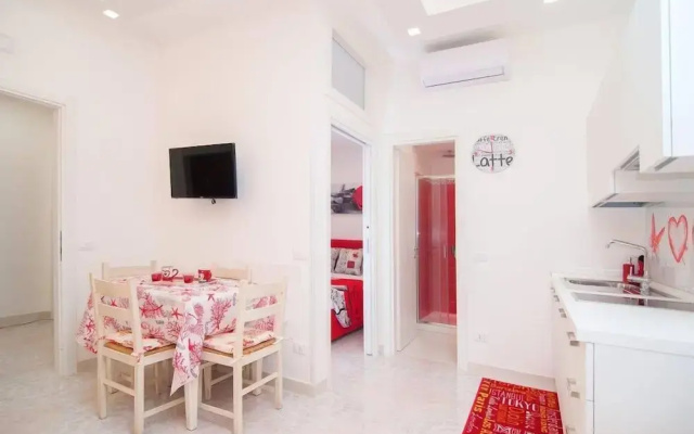 Red Rose Apartment
