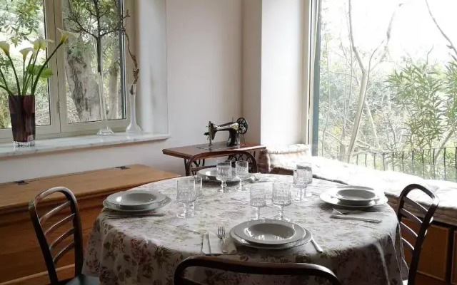 La Tinaia Country House