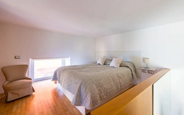 Lite Life Panoramic Flat by Napoliapartments