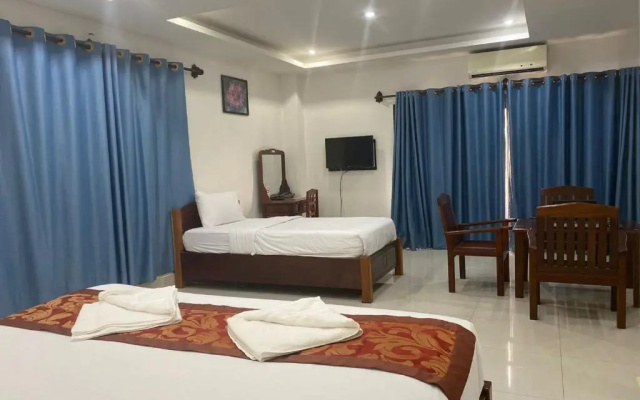Lisha Grand Riverside Hotel