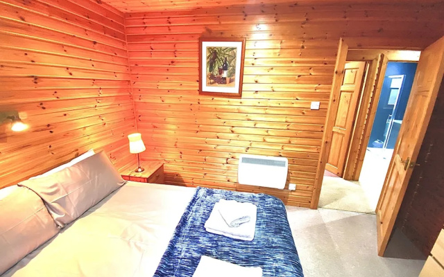 Braemar Lodge Cabins