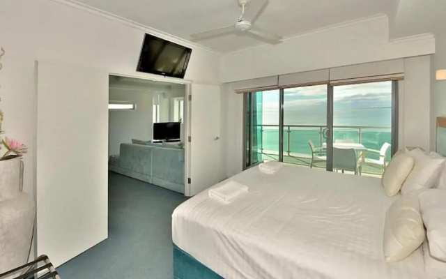 Sea Side 411