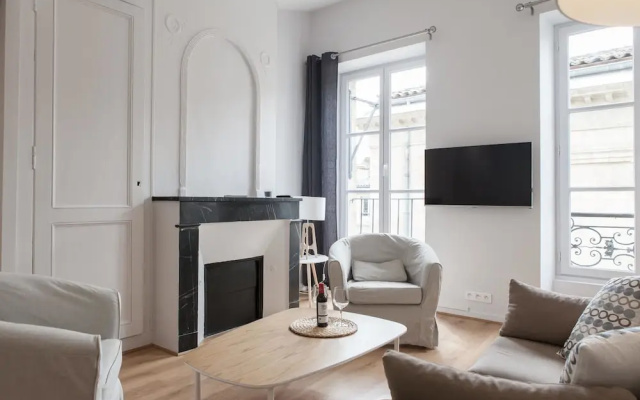 Appartement Chapeau Rouge