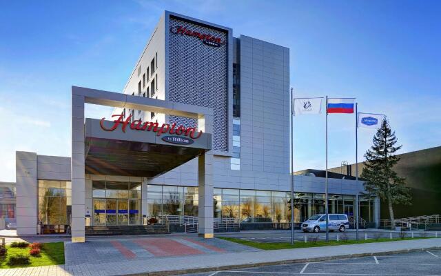 Гостиница Hampton by Hilton Волгоград Профсоюзная вид на фасад