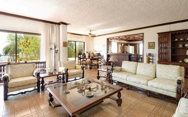 Malt Beachfront Villa Mola Kalyva