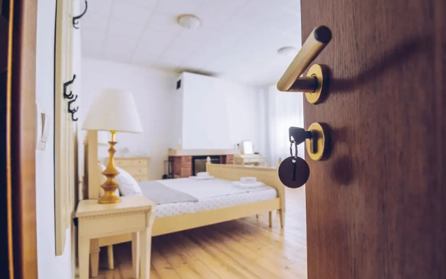Ongal guest houses
