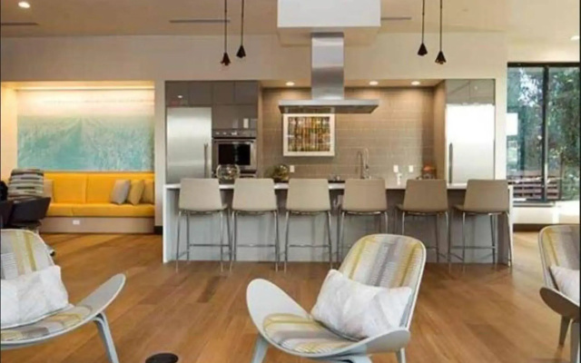 Global Luxury Suites at Mountain View