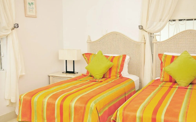 Graceville Beach House - by Zenbreak