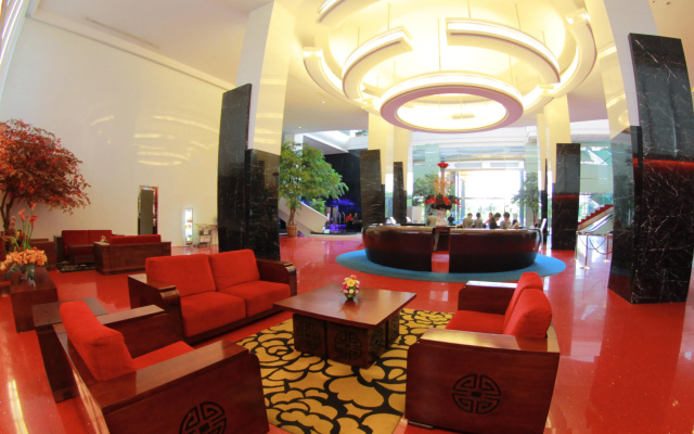 Merlynn Park Hotel