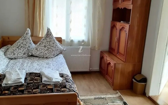 Agrituristic House - Sleeps 8 With Garden
